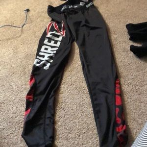 Shredz workout leggings